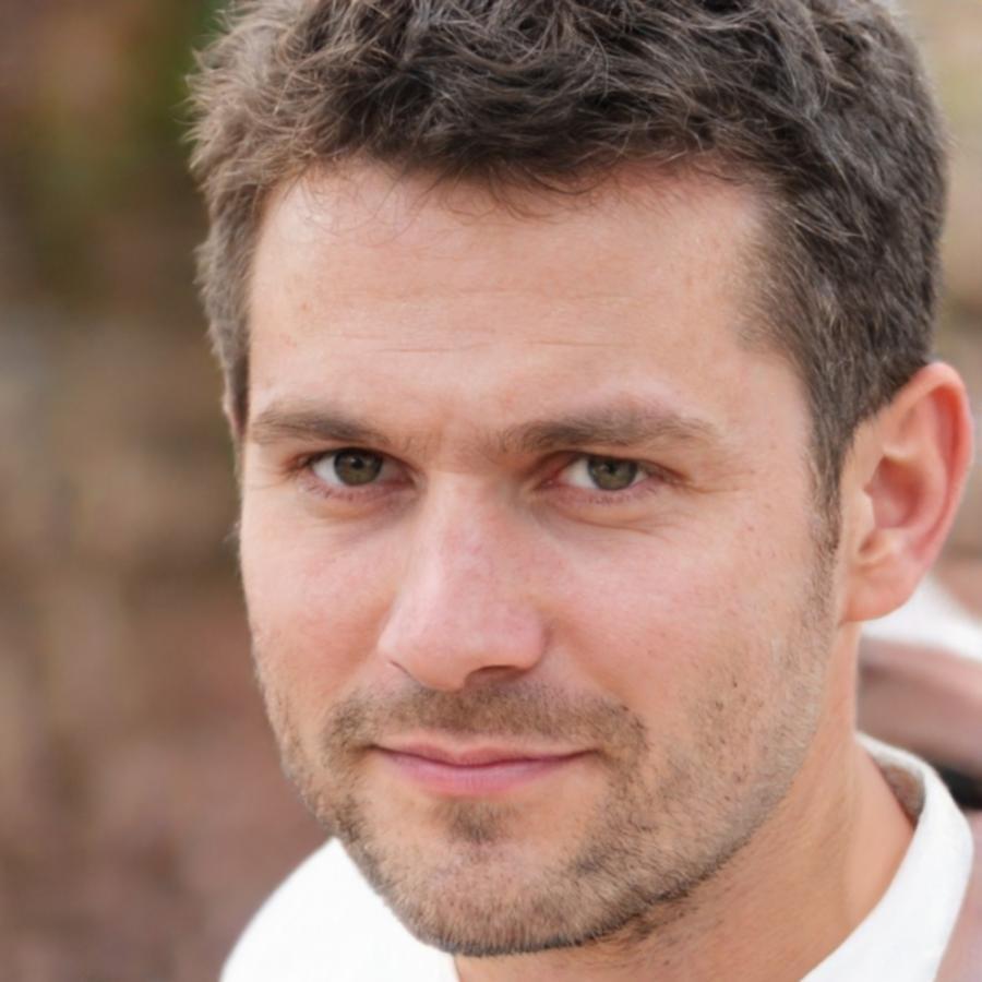 Portrait von Finanzmentor Dimitrij Petrow